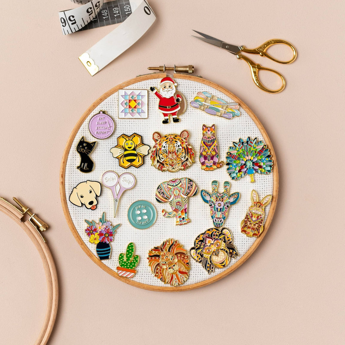 Mandala Sea Lion Magnetic Needle Minder for Embroidery