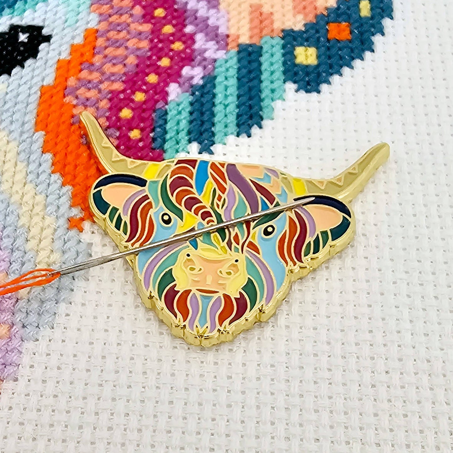 Mandala Highland Cow Needle Minder