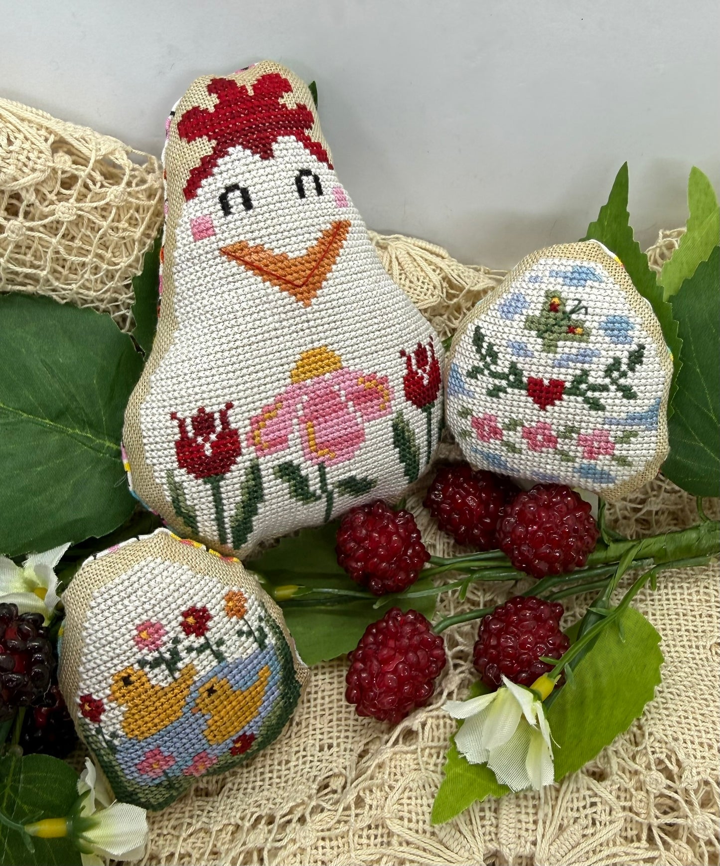 Hen and Eggs - Mom and Cubs Series